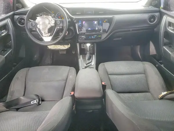 5YFBURHE9HP572140 2017 TOYOTA COROLLA - Image 8