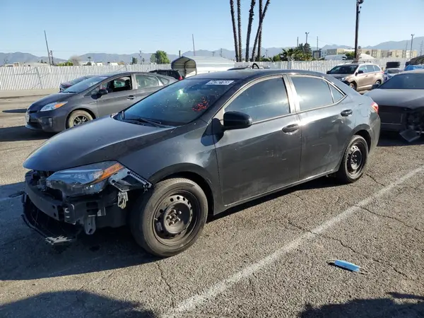 5YFBURHE9HP572848 2017 TOYOTA COROLLA - Image 1
