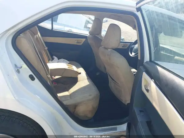 5YFBURHE9HP576222 2017 TOYOTA COROLLA - Image 8