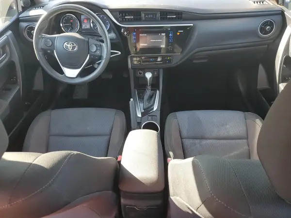 5YFBURHE9HP578875 2017 TOYOTA COROLLA - Image 8