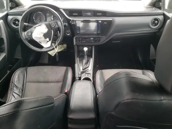5YFBURHE9HP580352 2017 TOYOTA COROLLA - Image 8