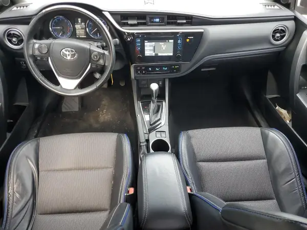 5YFBURHE9HP582327 2017 TOYOTA COROLLA - Image 8