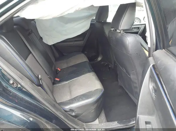 5YFBURHE9HP586667 2017 TOYOTA COROLLA - Image 8