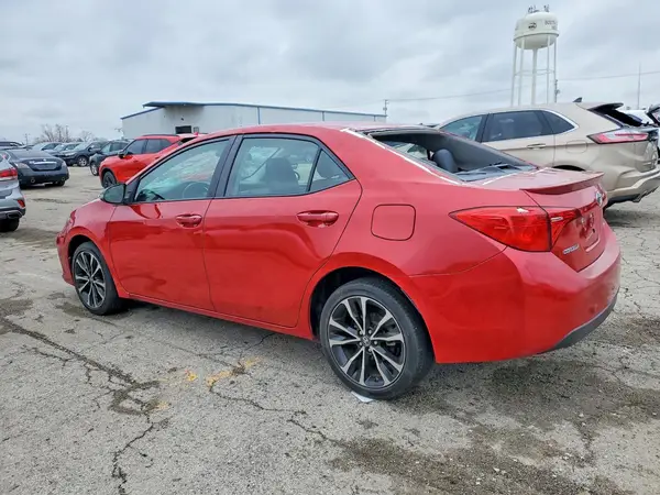 5YFBURHE9HP588967 2017 TOYOTA COROLLA - Image 2