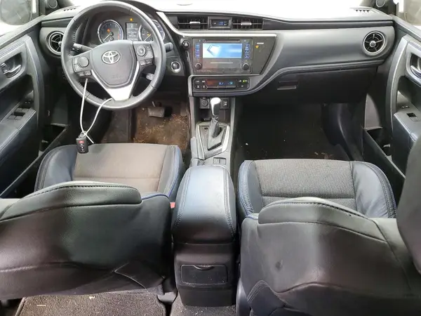 5YFBURHE9HP594395 2017 TOYOTA COROLLA - Image 8