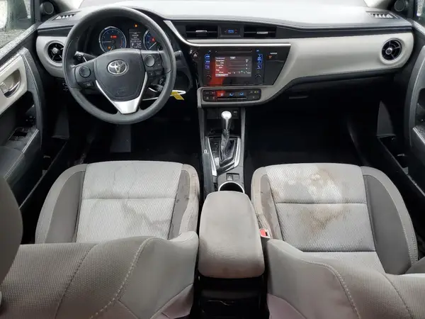 5YFBURHE9HP594915 2017 TOYOTA COROLLA - Image 8