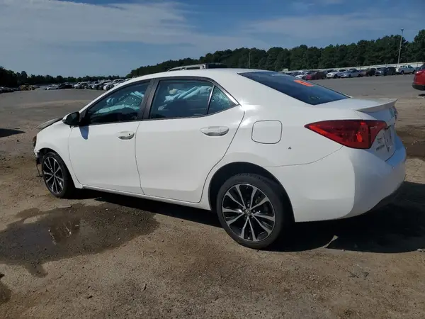 5YFBURHE9HP596583 2017 TOYOTA COROLLA - Image 2