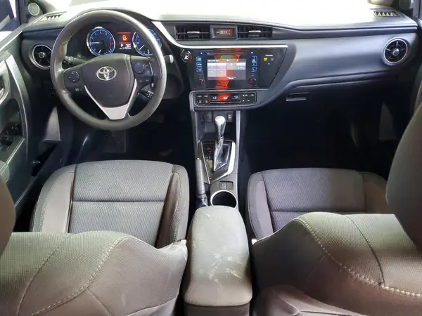 5YFBURHE9HP598124 2017 TOYOTA COROLLA - Image 8
