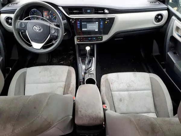 5YFBURHE9HP599614 2017 TOYOTA COROLLA - Image 8