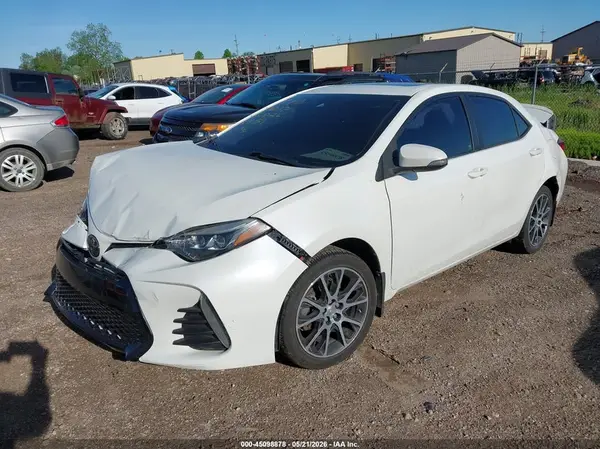 5YFBURHE9HP601992 2017 TOYOTA COROLLA - Image 2