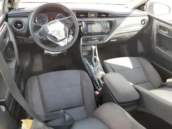 5YFBURHE9HP605072 2017 TOYOTA COROLLA - Image 8