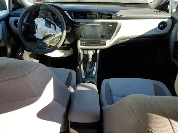 5YFBURHE9HP608778 2017 TOYOTA COROLLA - Image 8