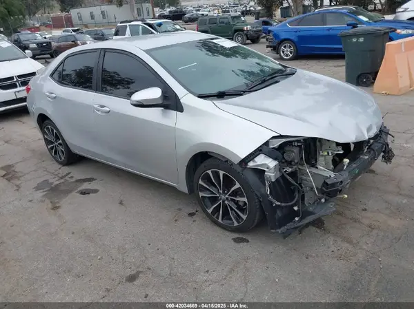 5YFBURHE9HP609820 2017 TOYOTA COROLLA - Image 1