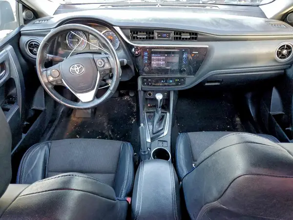 5YFBURHE9HP610515 2017 TOYOTA COROLLA - Image 8