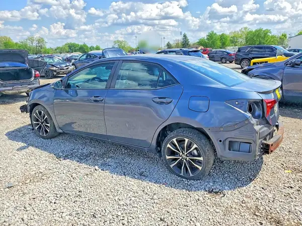 5YFBURHE9HP612491 2017 TOYOTA COROLLA - Image 2