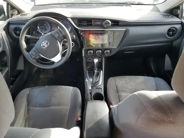 5YFBURHE9HP616587 2017 TOYOTA COROLLA - Image 8