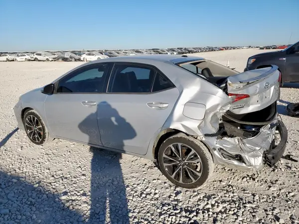 5YFBURHE9HP617903 2017 TOYOTA COROLLA - Image 2