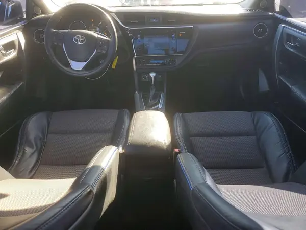 5YFBURHE9HP618484 2017 TOYOTA COROLLA - Image 8