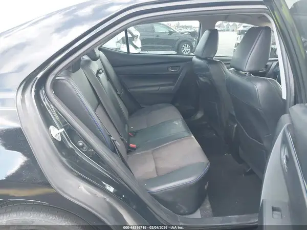 5YFBURHE9HP621322 2017 TOYOTA COROLLA - Image 8
