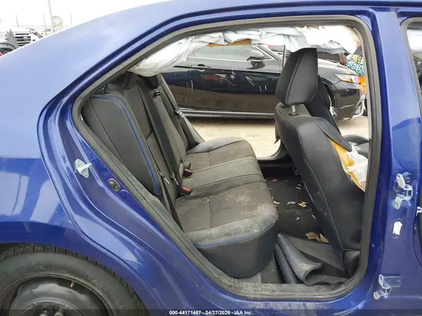 5YFBURHE9HP621661 2017 TOYOTA COROLLA - Image 8