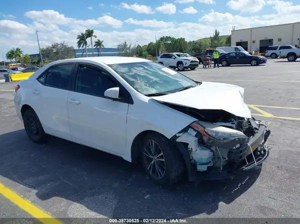 5YFBURHE9HP622552 2017 TOYOTA COROLLA - Image 1