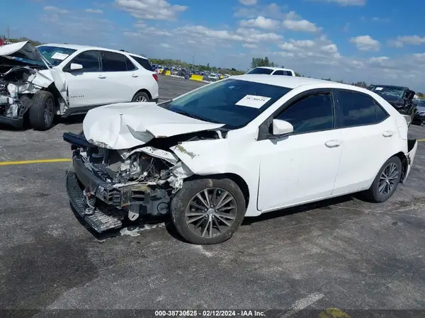 5YFBURHE9HP622552 2017 TOYOTA COROLLA - Image 2