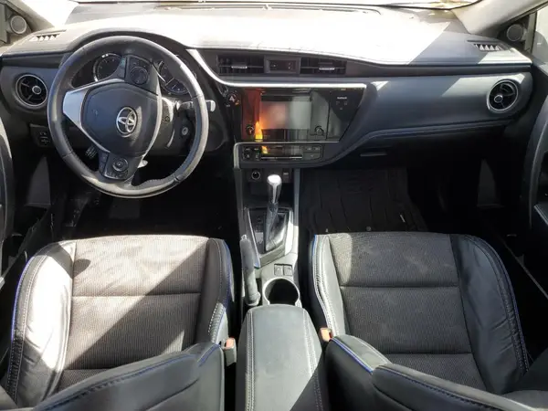 5YFBURHE9HP622714 2017 TOYOTA COROLLA - Image 8