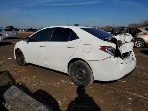 5YFBURHE9HP623619 2017 TOYOTA COROLLA - Image 2