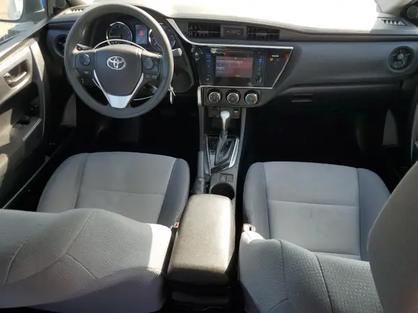 5YFBURHE9HP625306 2017 TOYOTA COROLLA - Image 8