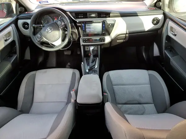 5YFBURHE9HP628691 2017 TOYOTA COROLLA - Image 8