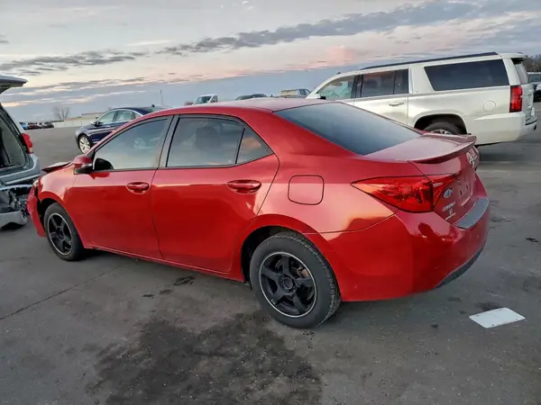 5YFBURHE9HP629114 2017 TOYOTA COROLLA - Image 2