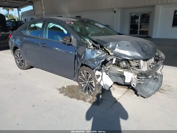 5YFBURHE9HP634085 2017 TOYOTA COROLLA - Image 1