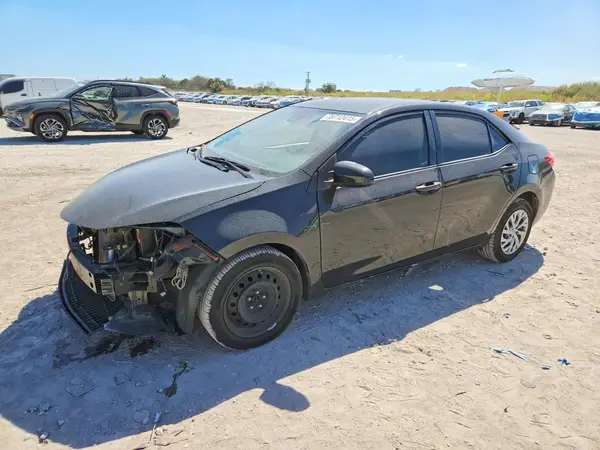 5YFBURHE9HP634135 2017 TOYOTA COROLLA - Image 1