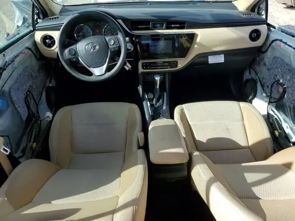 5YFBURHE9HP634765 2017 TOYOTA COROLLA - Image 8