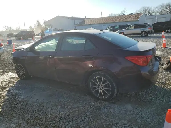 5YFBURHE9HP640016 2017 TOYOTA COROLLA - Image 2