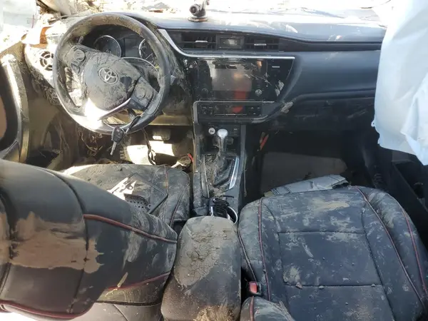 5YFBURHE9HP640971 2017 TOYOTA COROLLA - Image 8