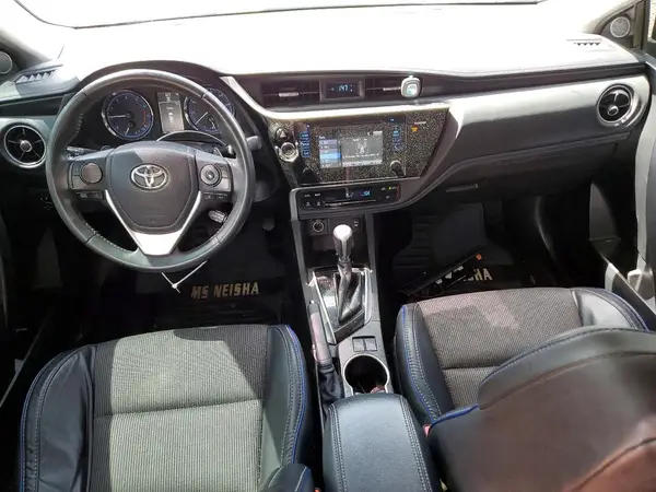5YFBURHE9HP644082 2017 TOYOTA COROLLA - Image 8