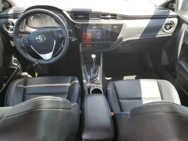 5YFBURHE9HP653106 2017 TOYOTA COROLLA - Image 8