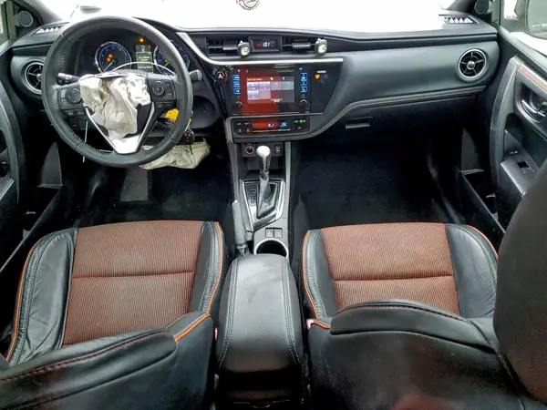 5YFBURHE9HP654059 2017 TOYOTA COROLLA - Image 8