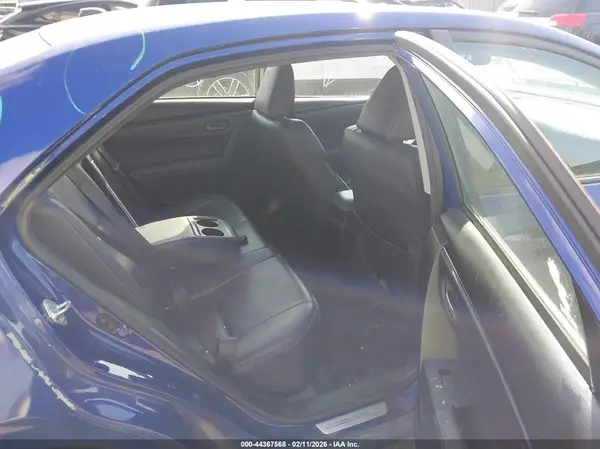 5YFBURHE9HP654630 2017 TOYOTA COROLLA - Image 8