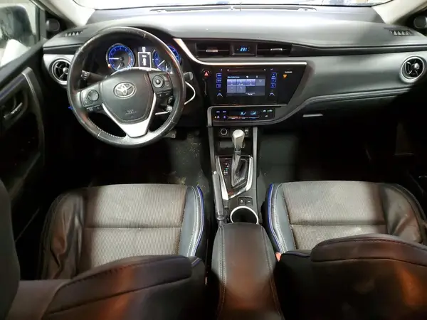 5YFBURHE9HP657527 2017 TOYOTA COROLLA - Image 8