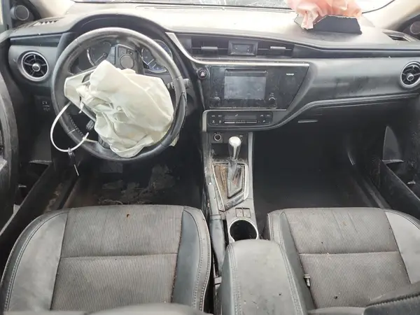 5YFBURHE9HP657706 2017 TOYOTA COROLLA - Image 8