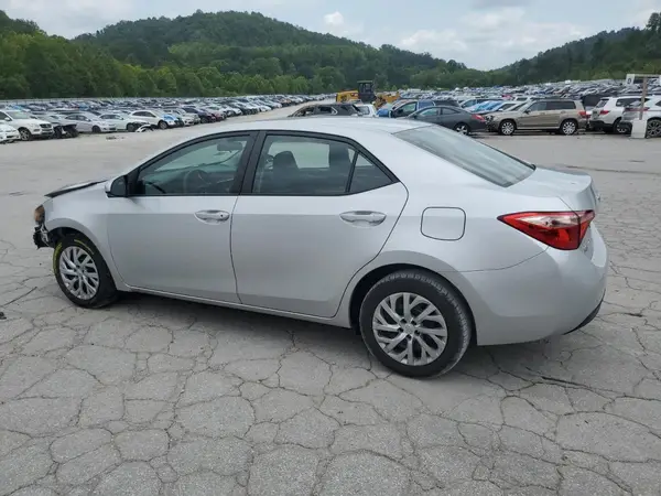 5YFBURHE9HP657849 2017 TOYOTA COROLLA - Image 2