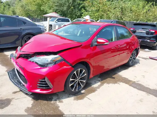 5YFBURHE9HP659973 2017 TOYOTA COROLLA - Image 2