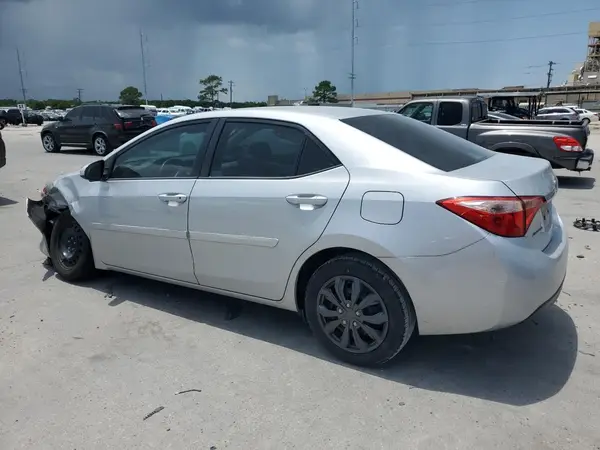 5YFBURHE9HP662923 2017 TOYOTA COROLLA - Image 2