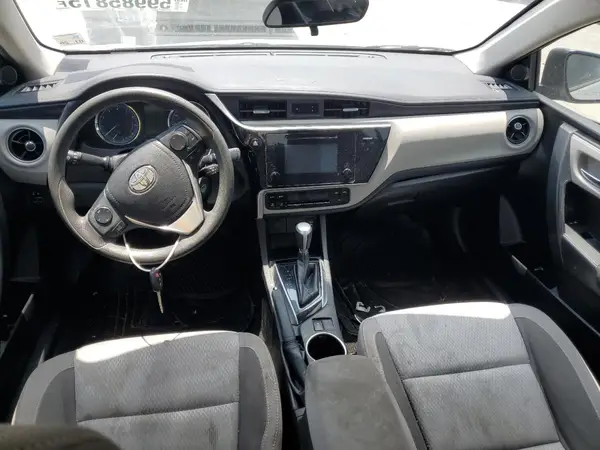 5YFBURHE9HP662923 2017 TOYOTA COROLLA - Image 8