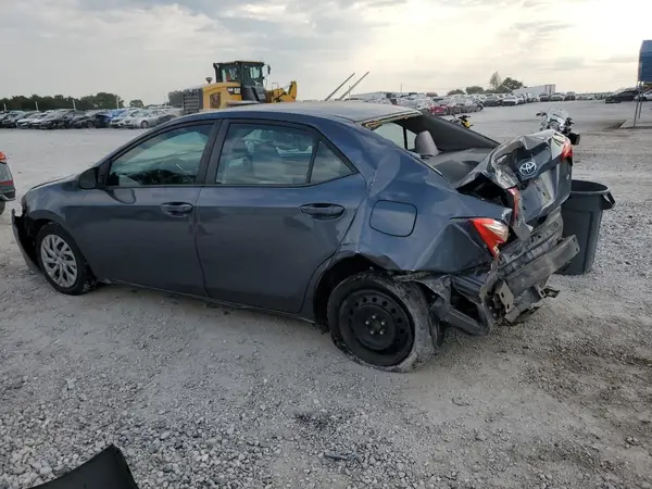 5YFBURHE9HP663747 2017 TOYOTA COROLLA - Image 2