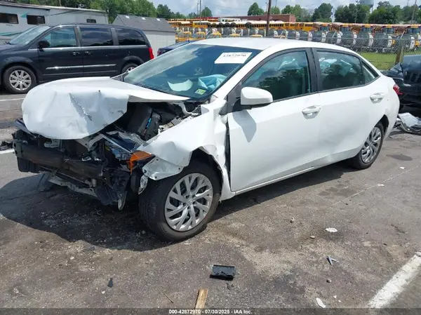 5YFBURHE9HP664462 2017 TOYOTA COROLLA - Image 2