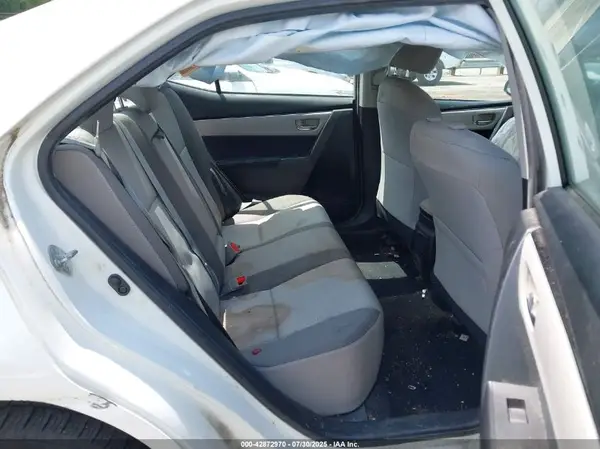 5YFBURHE9HP664462 2017 TOYOTA COROLLA - Image 8