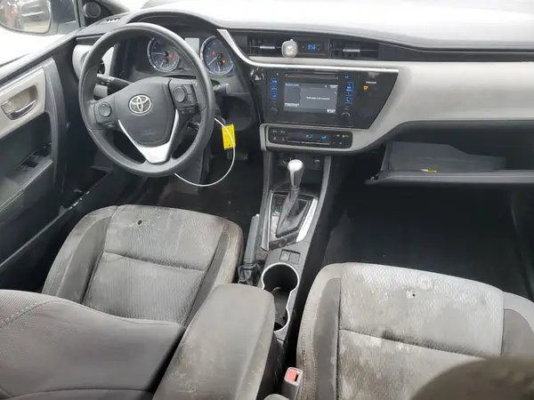 5YFBURHE9HP666504 2017 TOYOTA COROLLA - Image 8